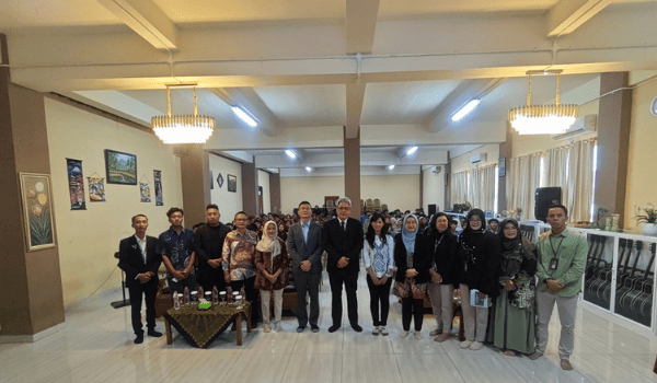 Akademi Pariwisata Mandala Bhakti Gelar Seminar Internasional "Ready for the World: Strategies for International Internship and Employment in Hospitality"